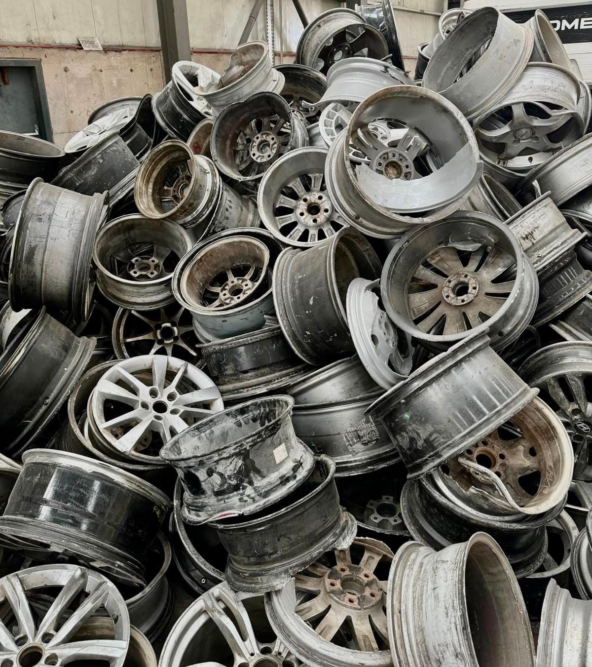 Aluminium Wheel Scrap
