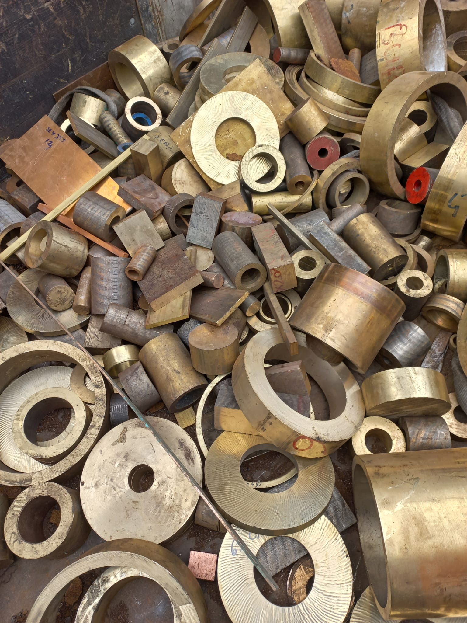 Bronze Scrap Parts (RG5 / RG7 / CuSn10)